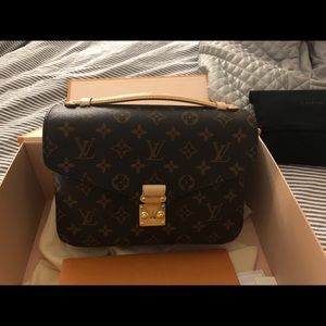 LV Metis Pochette ❤️ Just Sharing ❤️